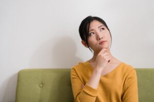 足の痛み 原因 腰痛 坐骨神経痛 骨格の歪み 骨盤矯正 マタニティ整体 骨格調整 神経痛 鍼灸 歪み 捻挫 骨 堺市美原区 鍼灸整骨院